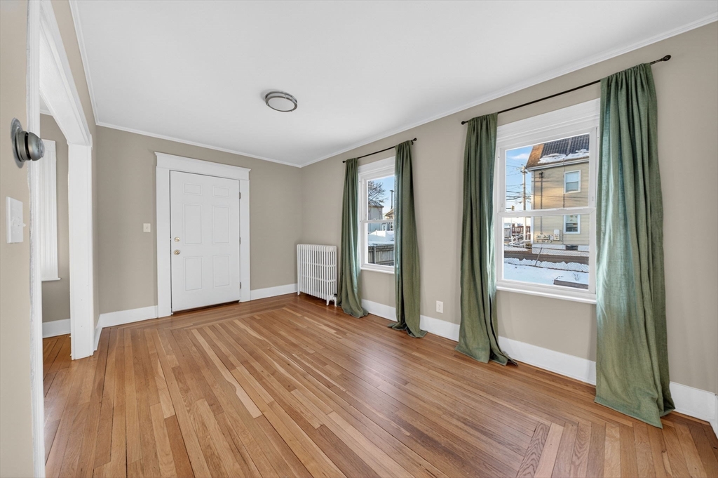 253 Adams Street Fairhaven, MA 02719 - Photo 14 of 40