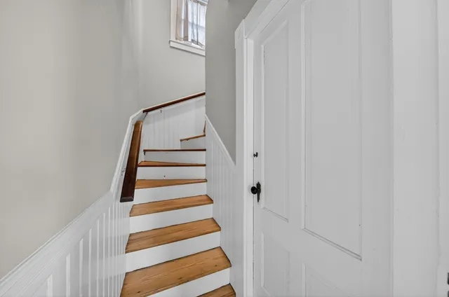 a view of entryway with stairs