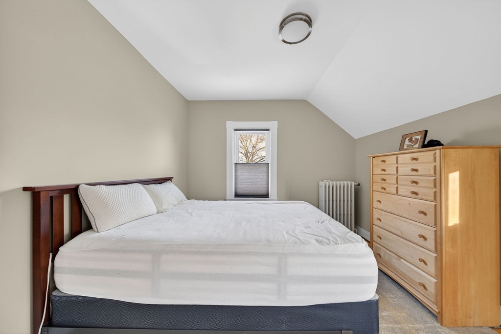 253 Adams Street Fairhaven, MA 02719 - Photo 28 of 40