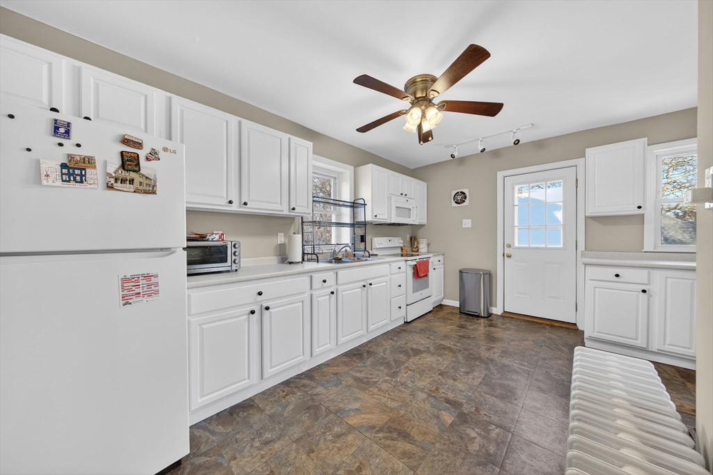 253 Adams Street Fairhaven, MA 02719 - Photo 37 of 40