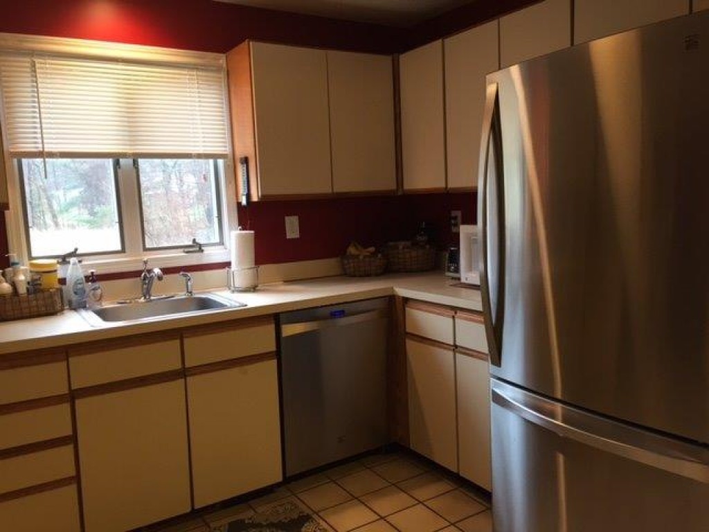 71 Winding Pond Road, Unit 71 Londonderry, NH 03053 - Photo 3 of 16
