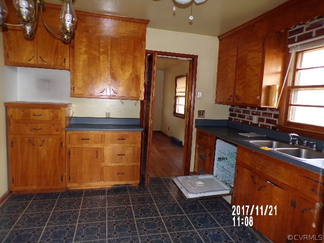 19320 White Oak Road Sutherland, VA 23885 - Photo 9 of 20 Gallery Image 9