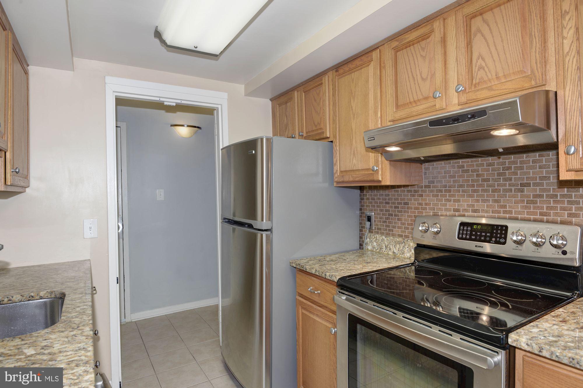 11605 Stoneview Square, Unit 21C Reston, VA 20191 - Photo 13 of 35 Gallery Image 13