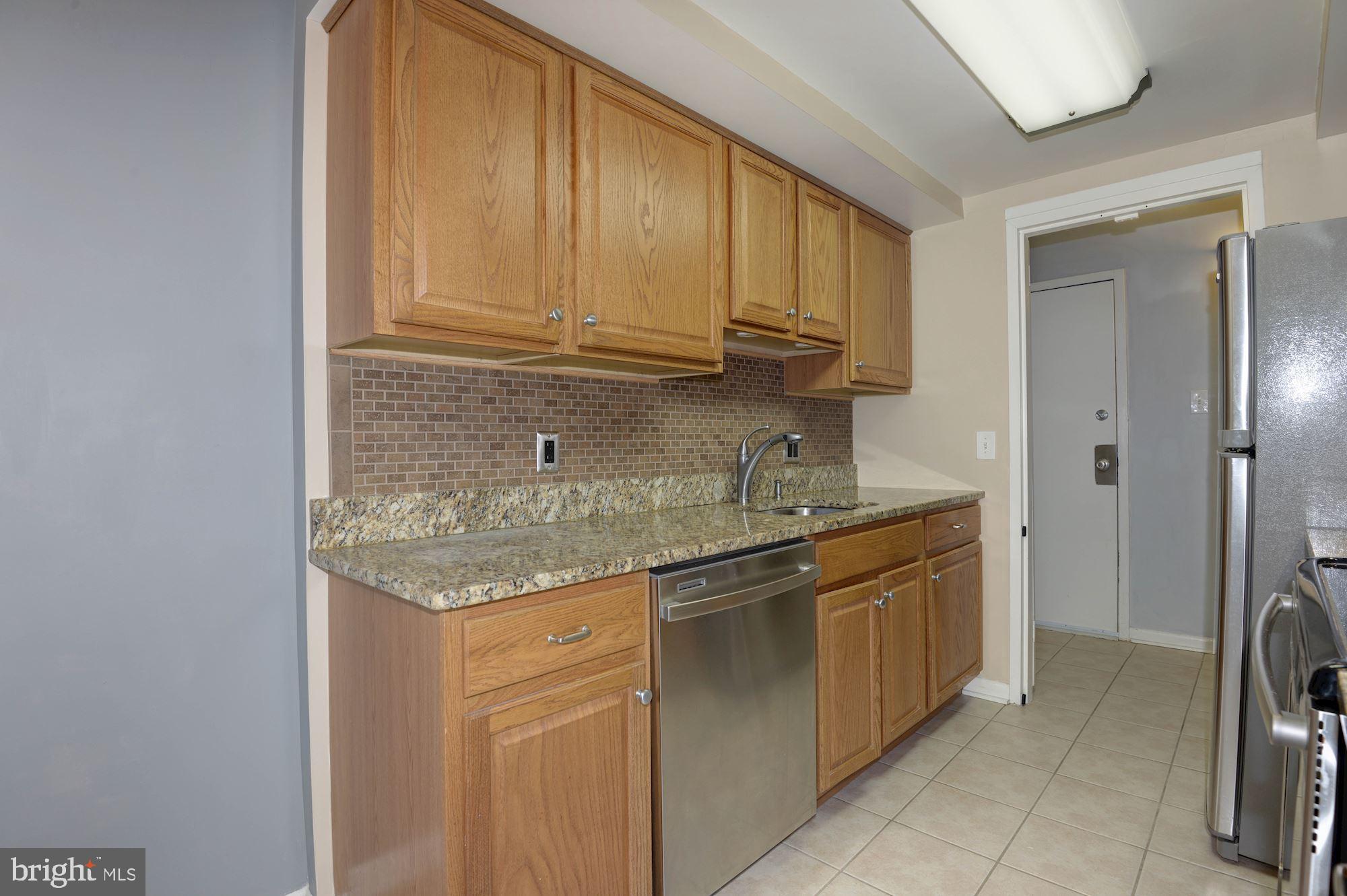11605 Stoneview Square, Unit 21C Reston, VA 20191 - Photo 16 of 35 Gallery Image 16
