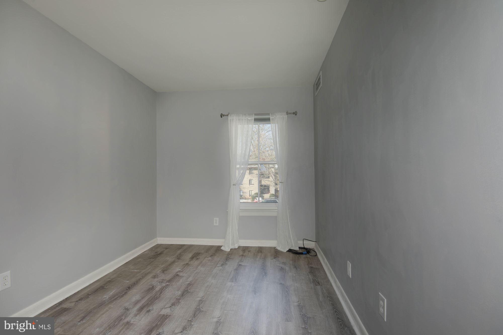 11605 Stoneview Square, Unit 21C Reston, VA 20191 - Photo 19 of 35 Gallery Image 19