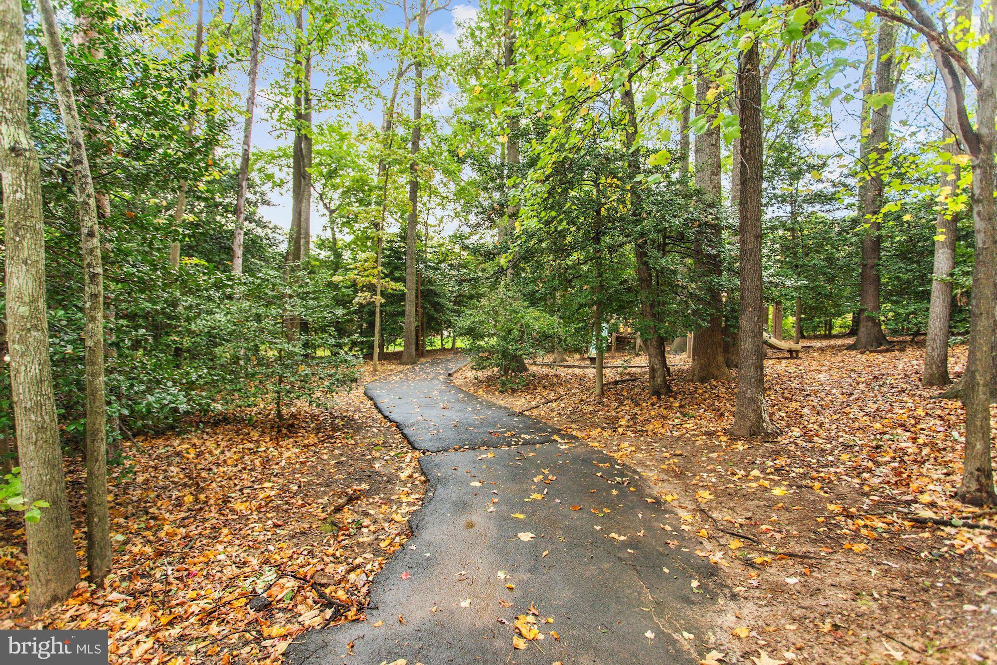 11605 Stoneview Square, Unit 21C Reston, VA 20191 - Photo 3 of 35 Gallery Image 3