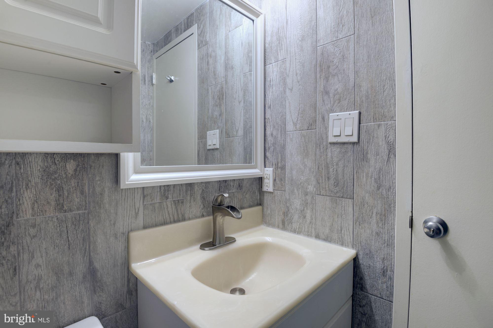 11605 Stoneview Square, Unit 21C Reston, VA 20191 - Photo 25 of 35 Gallery Image 25