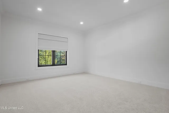 $950,000 | 699 Savannah Estates Boulevard, Biloxi, MS 39532