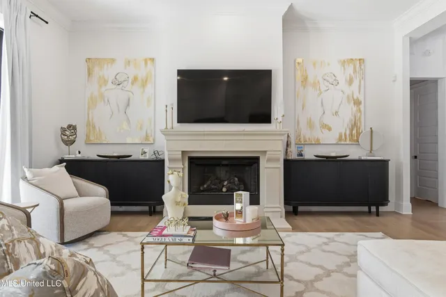 $950,000 | 699 Savannah Estates Boulevard, Biloxi, MS 39532