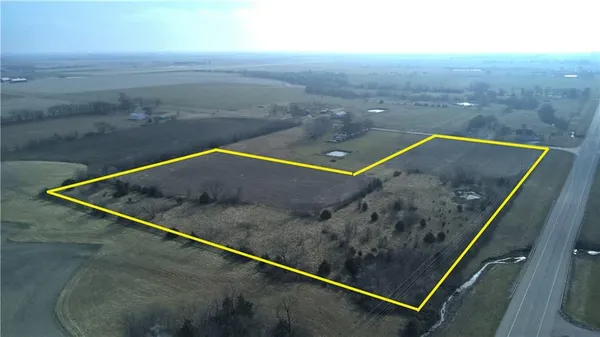 $336,000 | 2709 Rock Creek Road, Ottawa, KS 66067