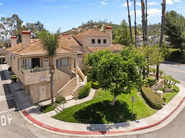 $545,900 | 3100 Altura Court, Unit A204, Corona, CA 92882