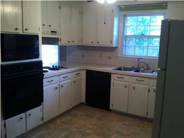 1313 Hampshire Road Charleston, SC 29412 - Photo 3 of 14 Additional Photo