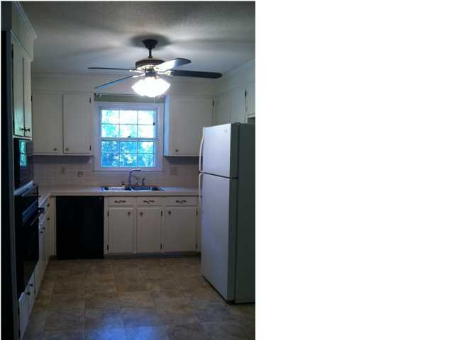 1313 Hampshire Road Charleston, SC 29412 - Photo 5 of 14 Additional Photo