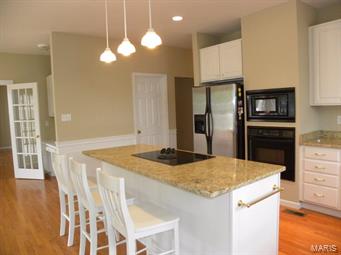909 Kiefer Ridge Drive Ballwin, MO 63021 - Photo 2 of 22 Gallery Image 2