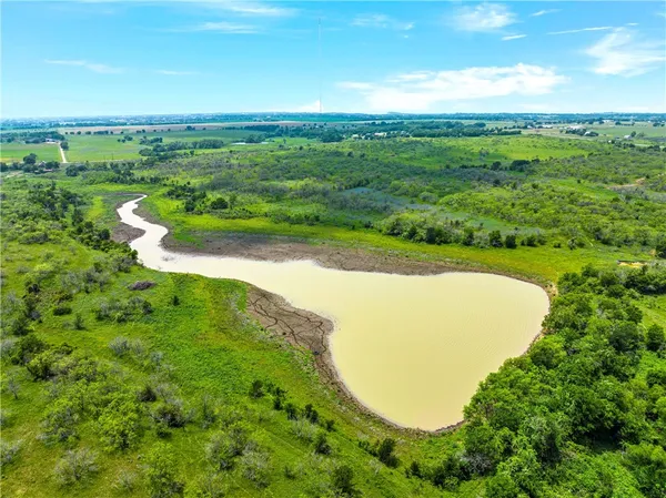 $1,558,900 | 11 Tower Drive, Moody, TX 76557