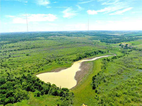 $1,558,900 | 11 Tower Drive, Moody, TX 76557
