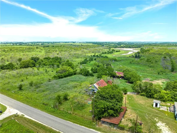 $1,558,900 | 11 Tower Drive, Moody, TX 76557