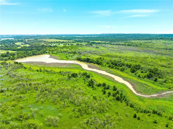 $1,558,900 | 11 Tower Drive, Moody, TX 76557