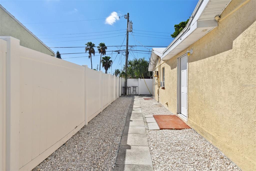 223 148th Avenue Madeira Beach, FL 33708 - Photo 18 of 53