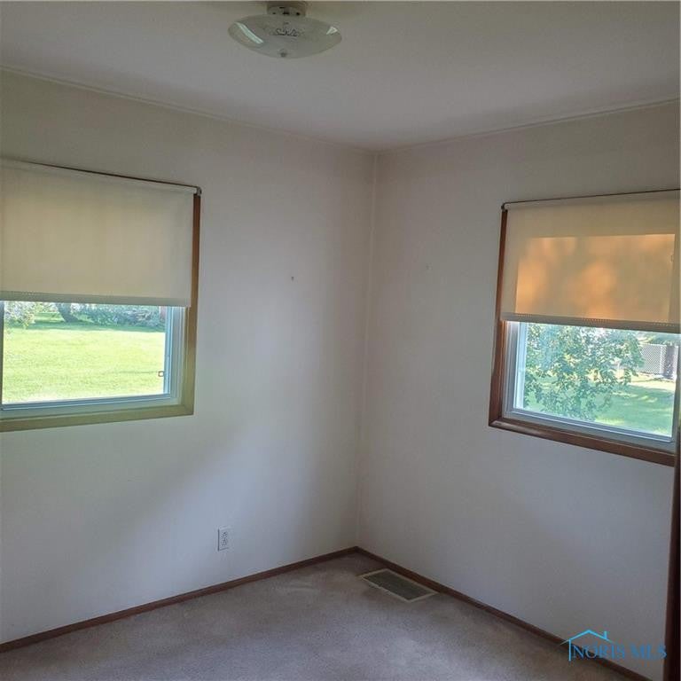 151 Taylor Road Oregon, OH 43616 - Photo 4 of 45 Gallery Image 4