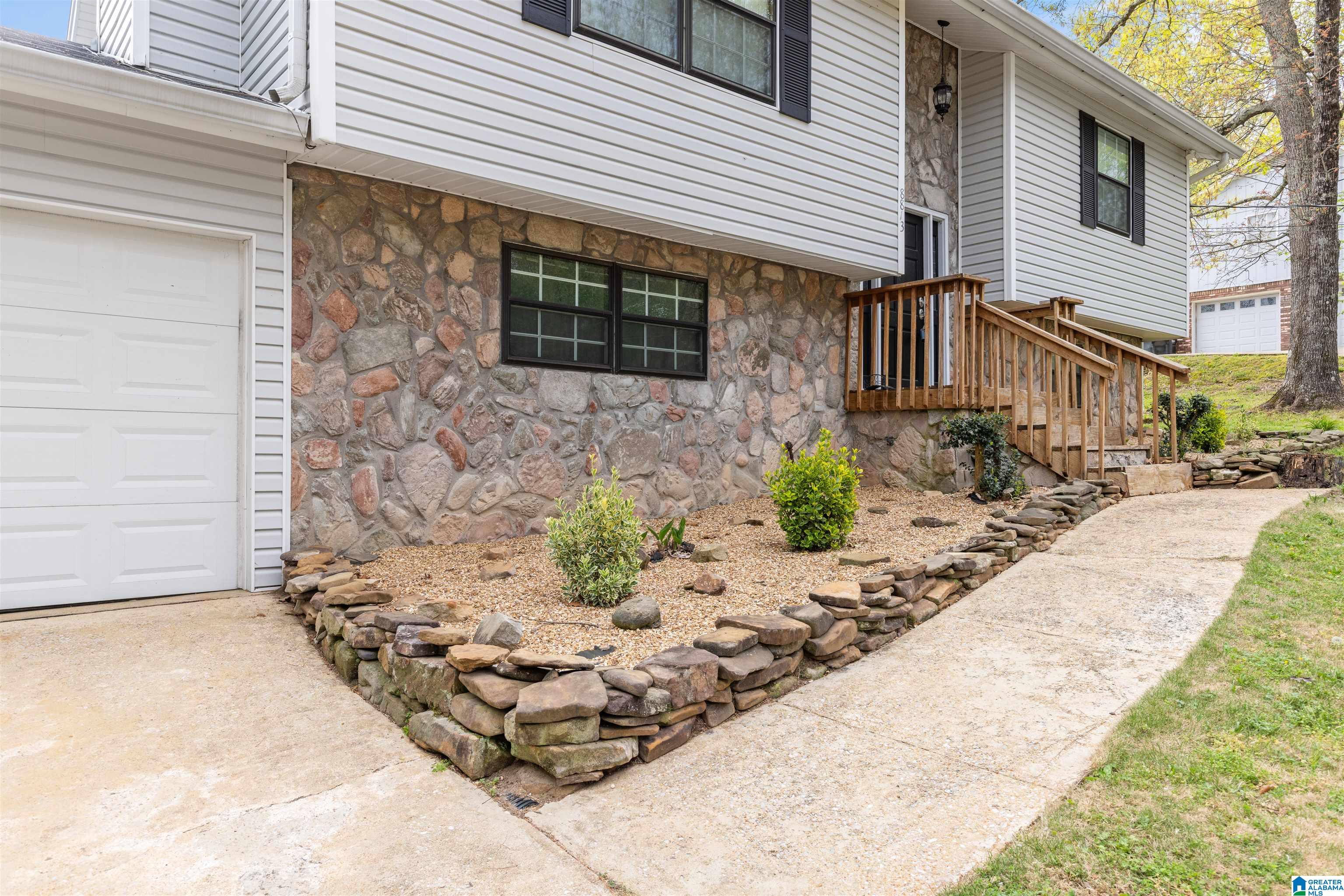 8813 Lakeridge Terrace Pinson, AL 35126 - Photo 1 of 31
