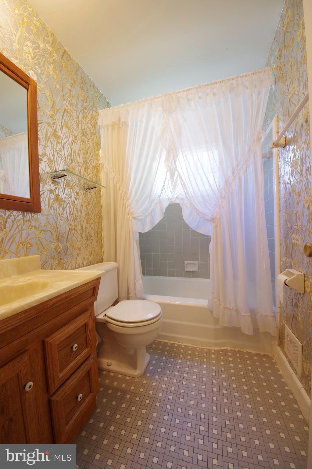 12900 Neola Road Silver Spring, MD 20906 - Photo 28 of 30 Bath (Master)