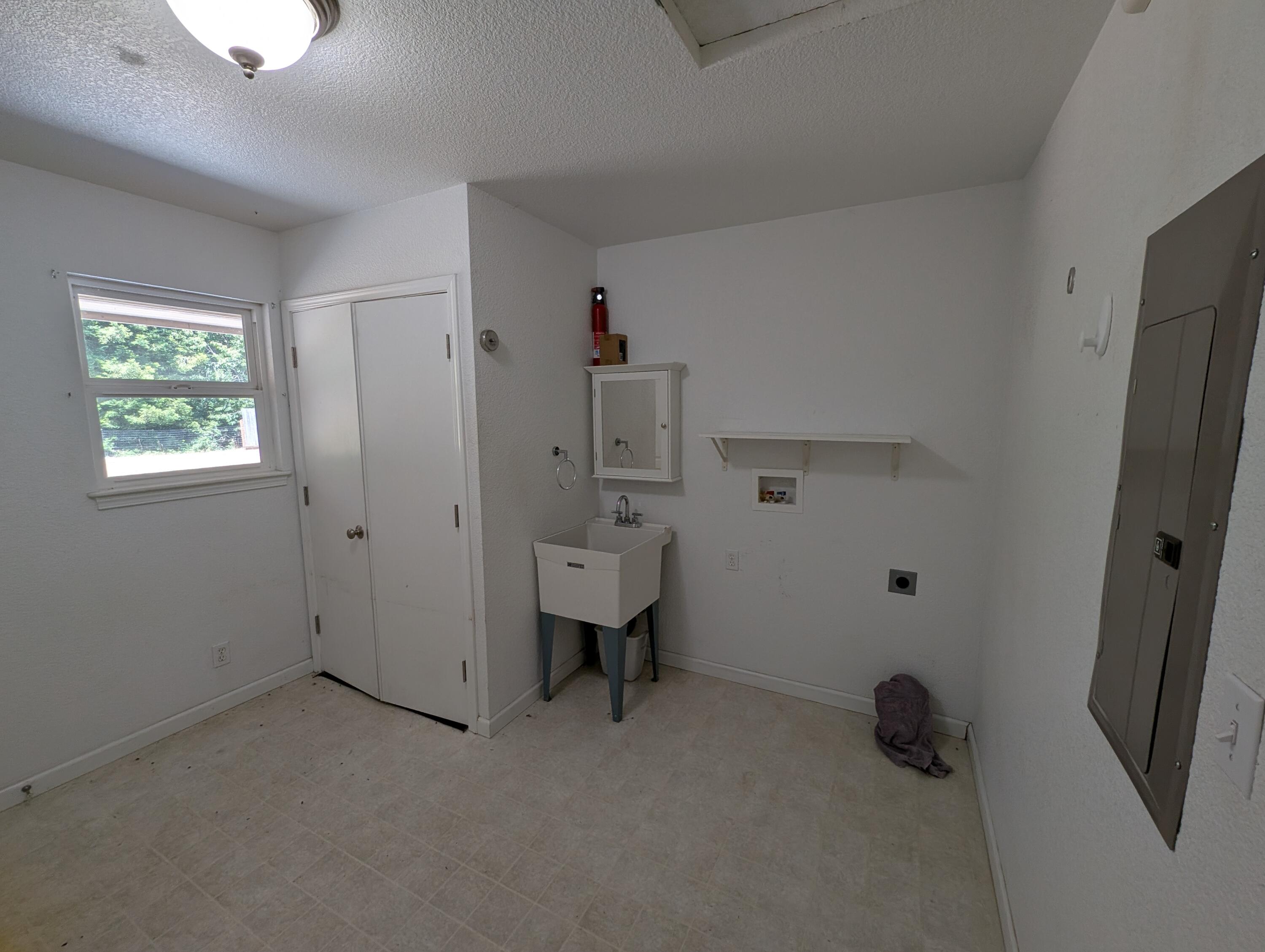 255 Sorenson Road Redcrest, CA 95569 - Photo 8 of 26