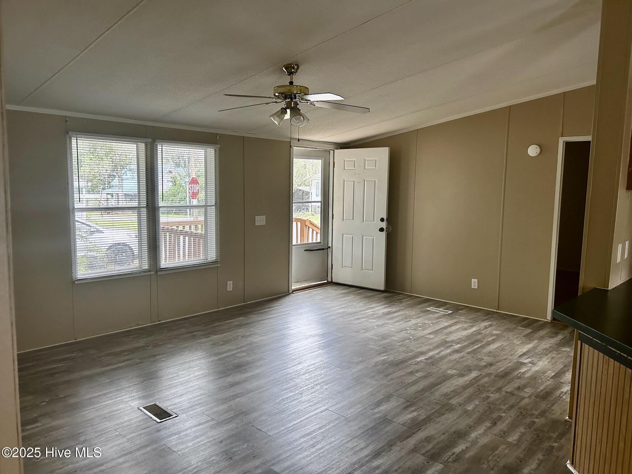 231 Church Street Rockingham, NC 28379 - Photo 6 of 20 family room