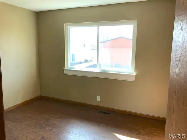 $1,150 | 308 Biggs Drive, Unit C, Belleville, IL 62221