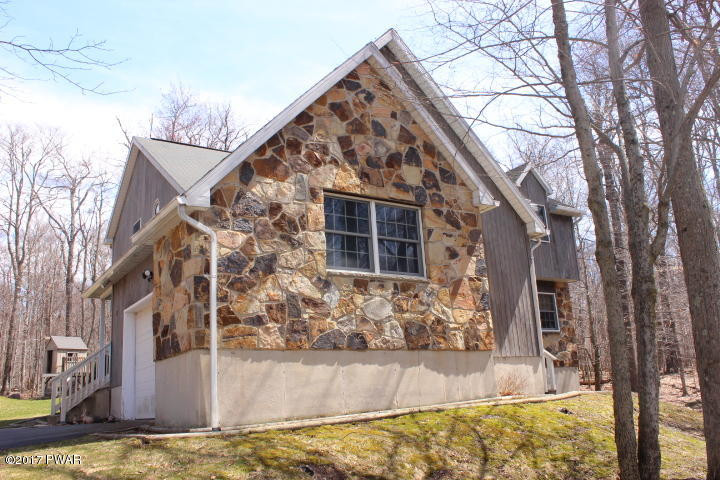 1075 Spring Lane Gouldsboro, PA 18424 - Photo 6 of 40 IMG_5685