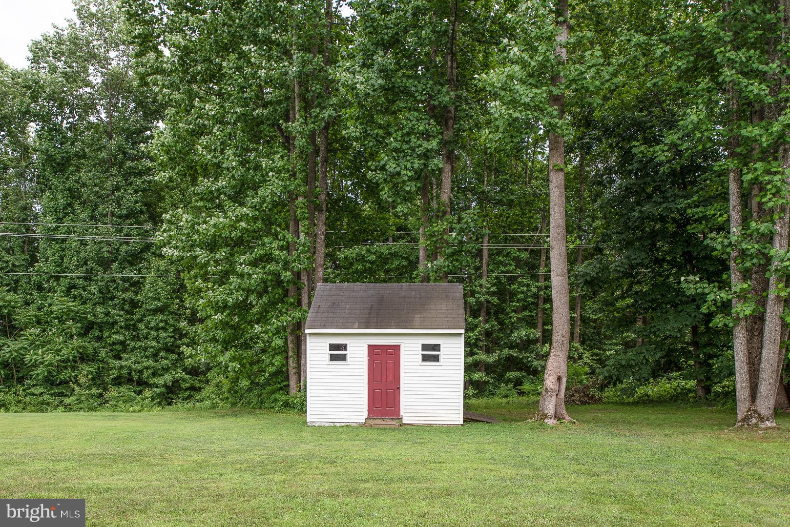 6761 North Stuart Road King George, VA 22485 - Photo 29 of 30 Exterior (Rear)