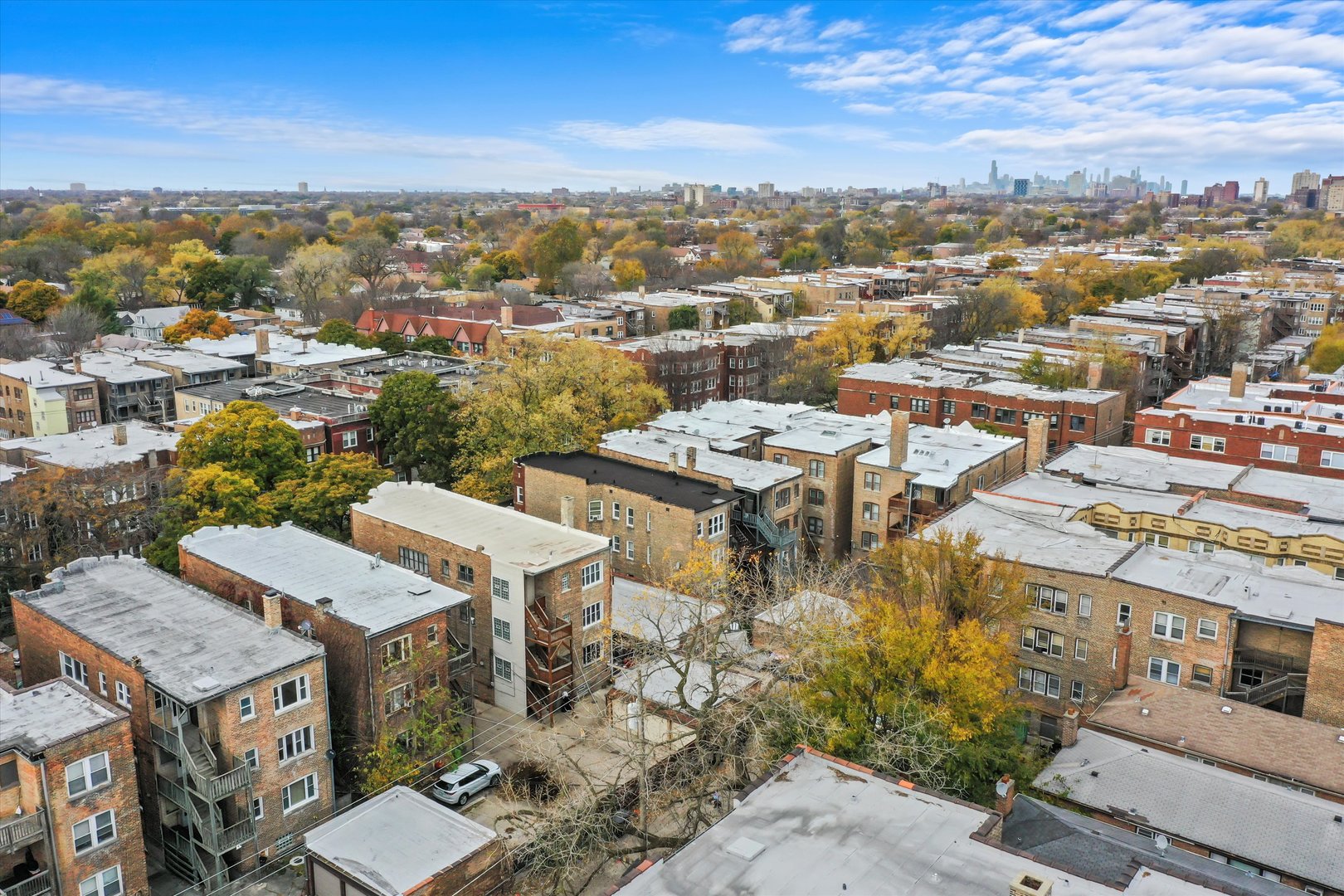 7825 South Phillips Avenue Chicago, IL 60649 - Photo 55 of 55 a view of a city