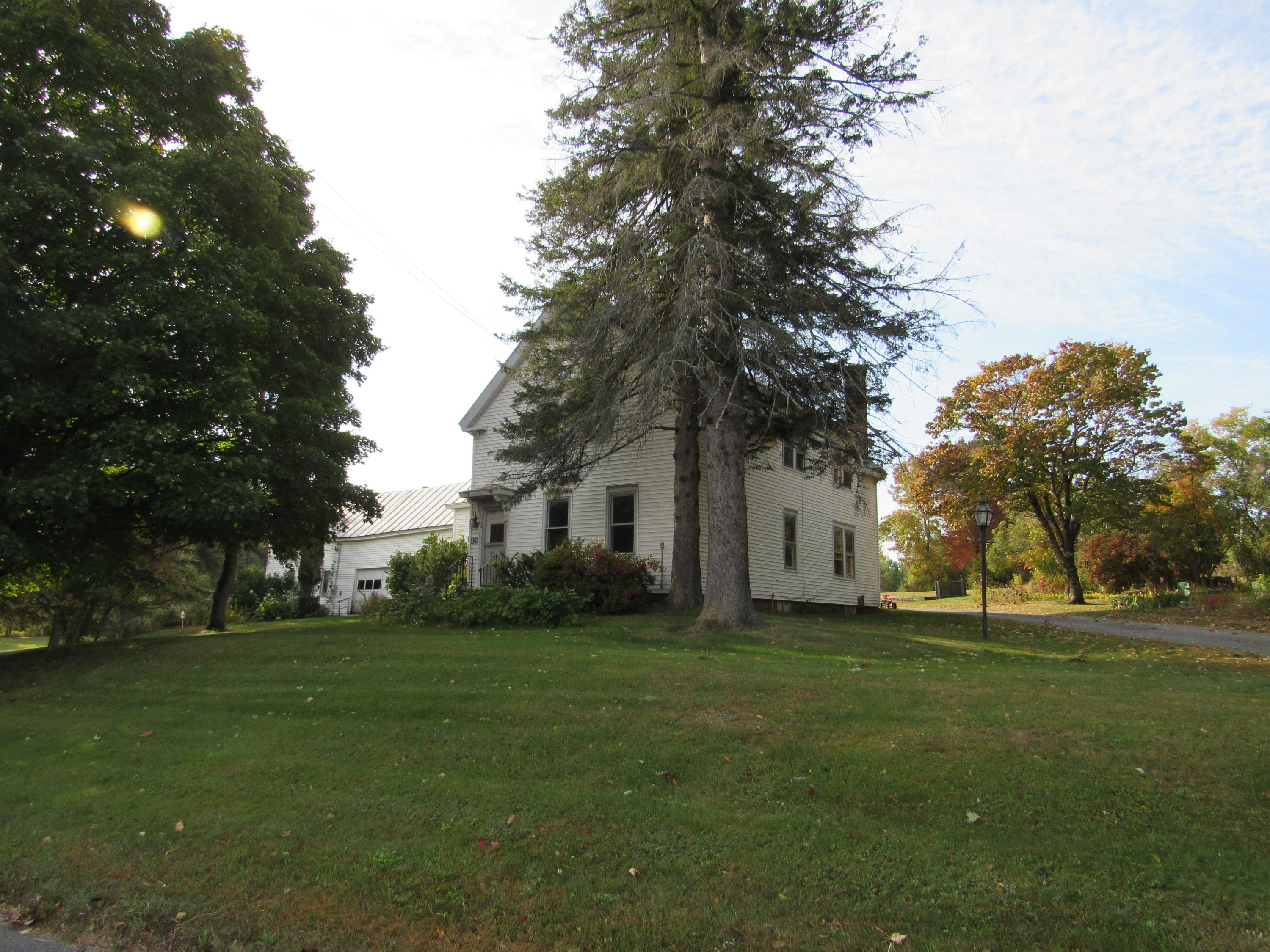 339 Waterville Road Skowhegan, ME 04976 - Photo 2 of 56 IMG_3471