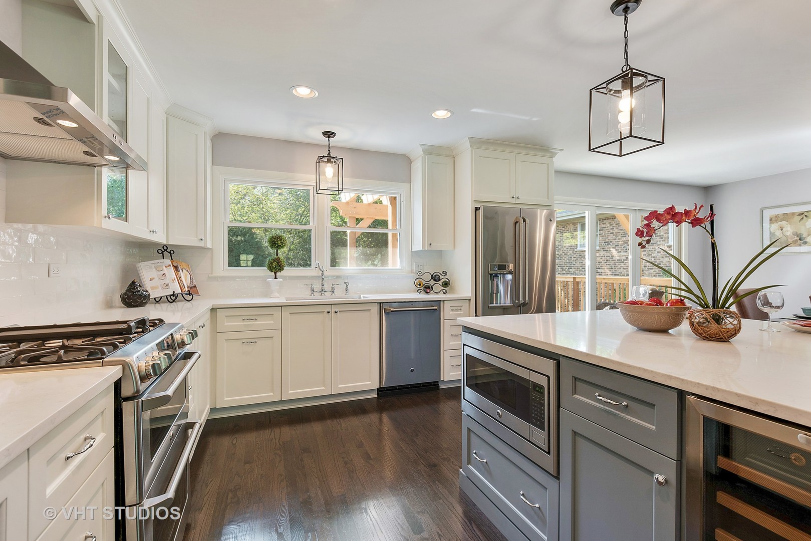 218 Green Bay Road Winnetka, IL 60093 - Photo 5 of 22
