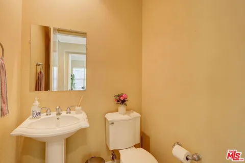 $1,799,999 | 23863 Erin Place, West Hills, CA 91304