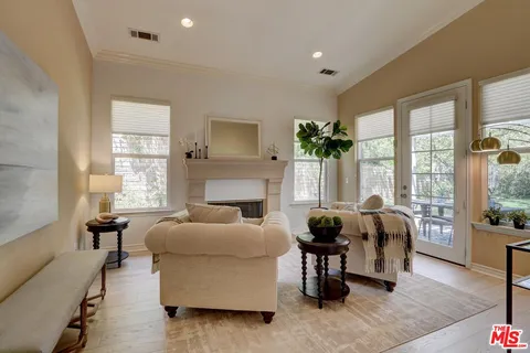 $1,799,999 | 23863 Erin Place, West Hills, CA 91304