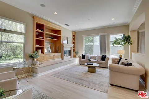 $1,799,999 | 23863 Erin Place, West Hills, CA 91304