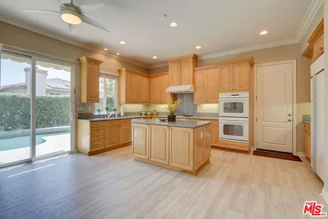 $1,799,999 | 23863 Erin Place, West Hills, CA 91304