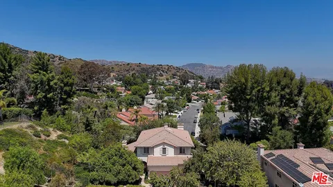 $1,799,999 | 23863 Erin Place, West Hills, CA 91304