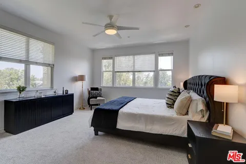 $1,799,999 | 23863 Erin Place, West Hills, CA 91304