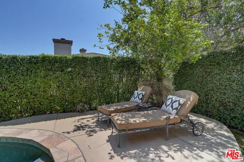 $1,799,999 | 23863 Erin Place, West Hills, CA 91304