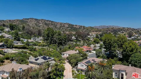 $1,799,999 | 23863 Erin Place, West Hills, CA 91304