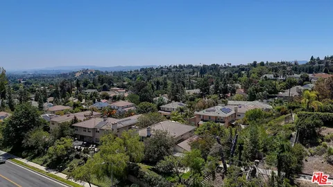 $1,799,999 | 23863 Erin Place, West Hills, CA 91304