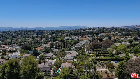 $1,799,999 | 23863 Erin Place, West Hills, CA 91304
