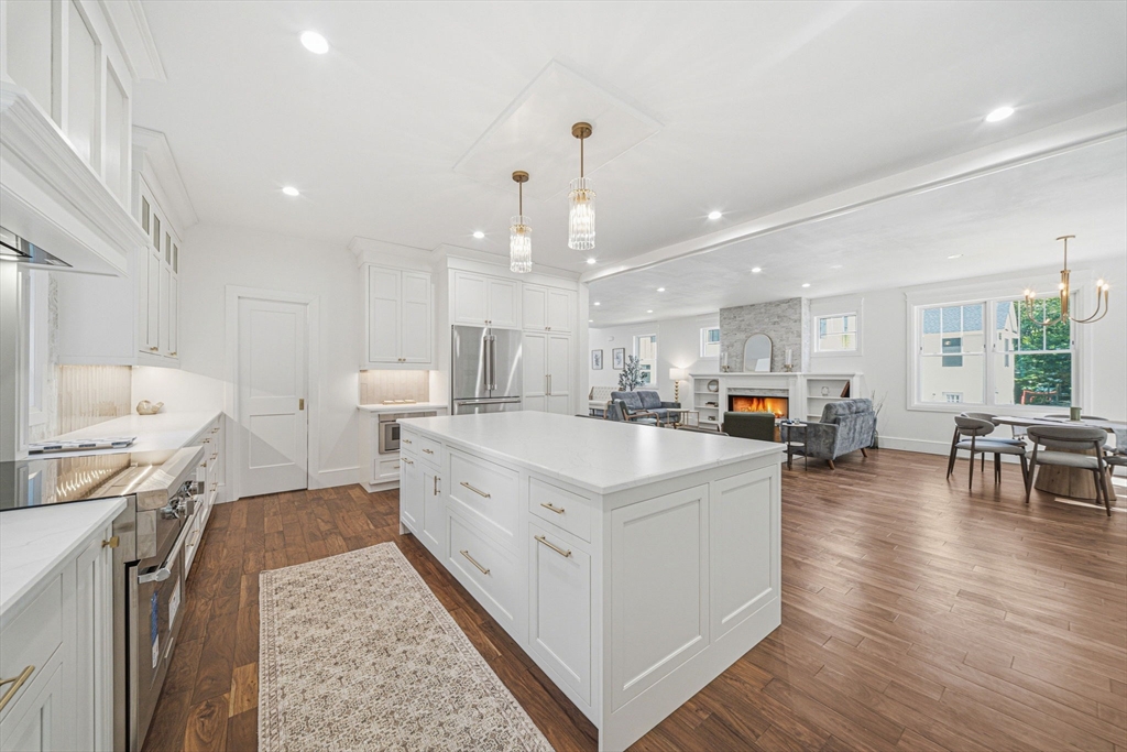62 Claybrook Road Dover, MA 02030 - Photo 8 of 41