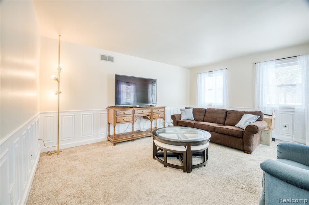 7700 Chamberlin Road Dexter, MI 48130 - Photo 17 of 57