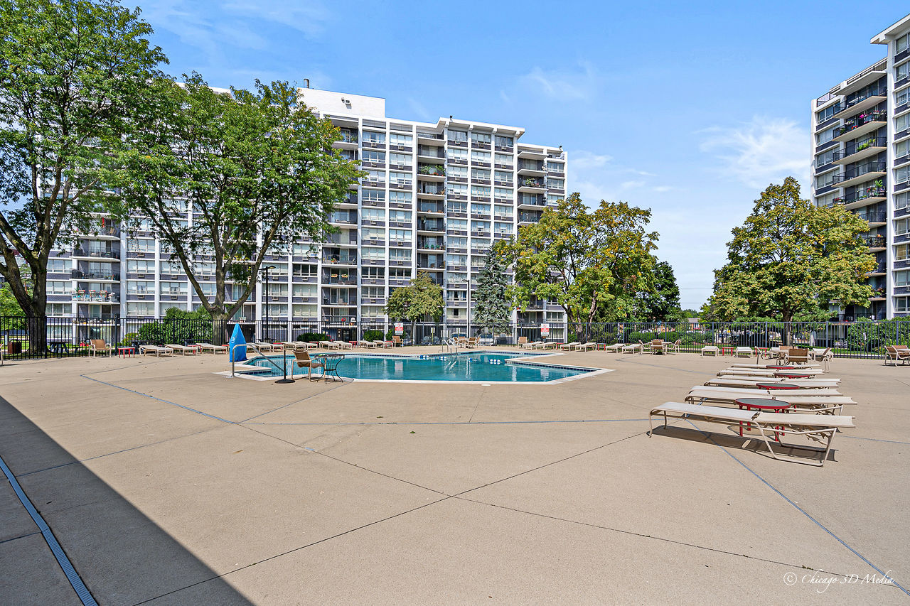8815 West Golf Road, Unit 3B Niles, IL 60714 - Photo 14 of 15 Gallery Image 14
