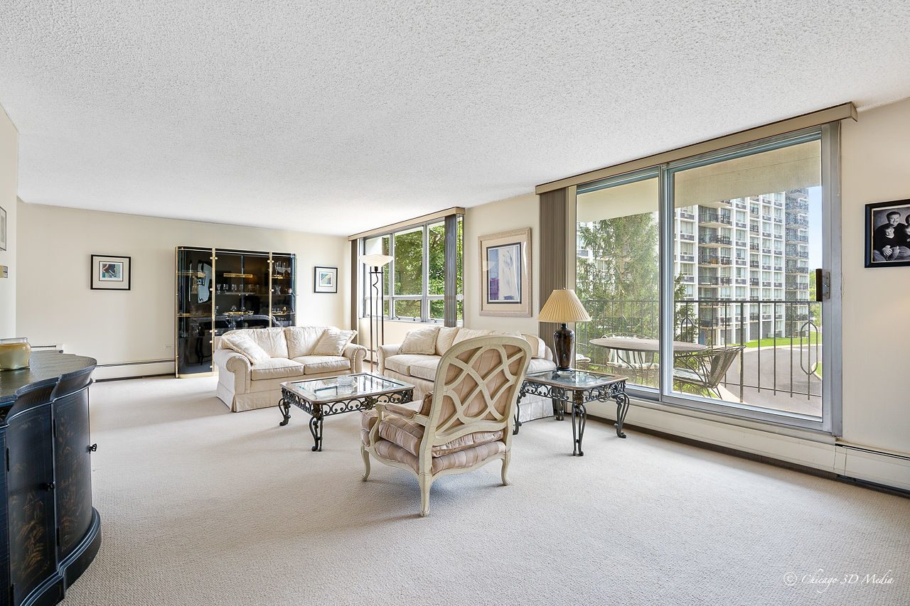 8815 West Golf Road, Unit 3B Niles, IL 60714 - Photo 2 of 15 Gallery Image 2