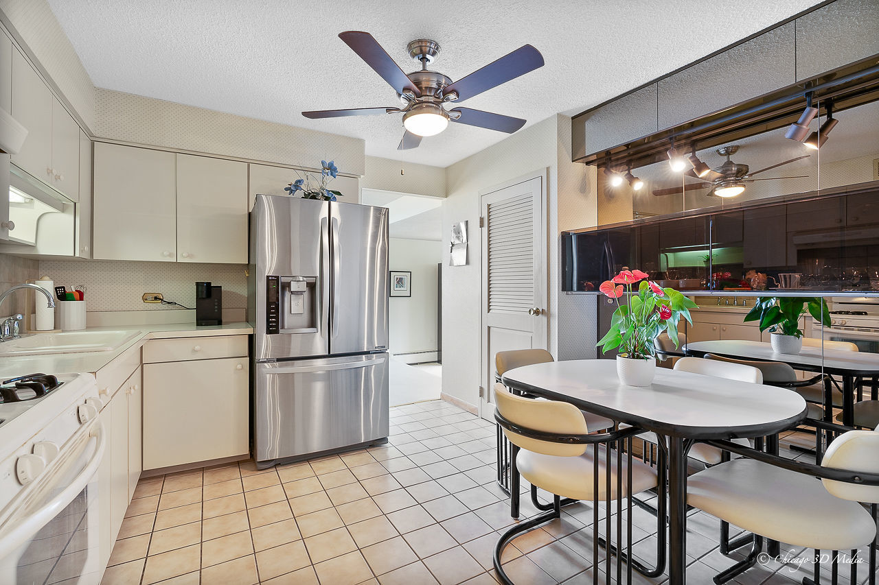 8815 West Golf Road, Unit 3B Niles, IL 60714 - Photo 8 of 15 Gallery Image 8