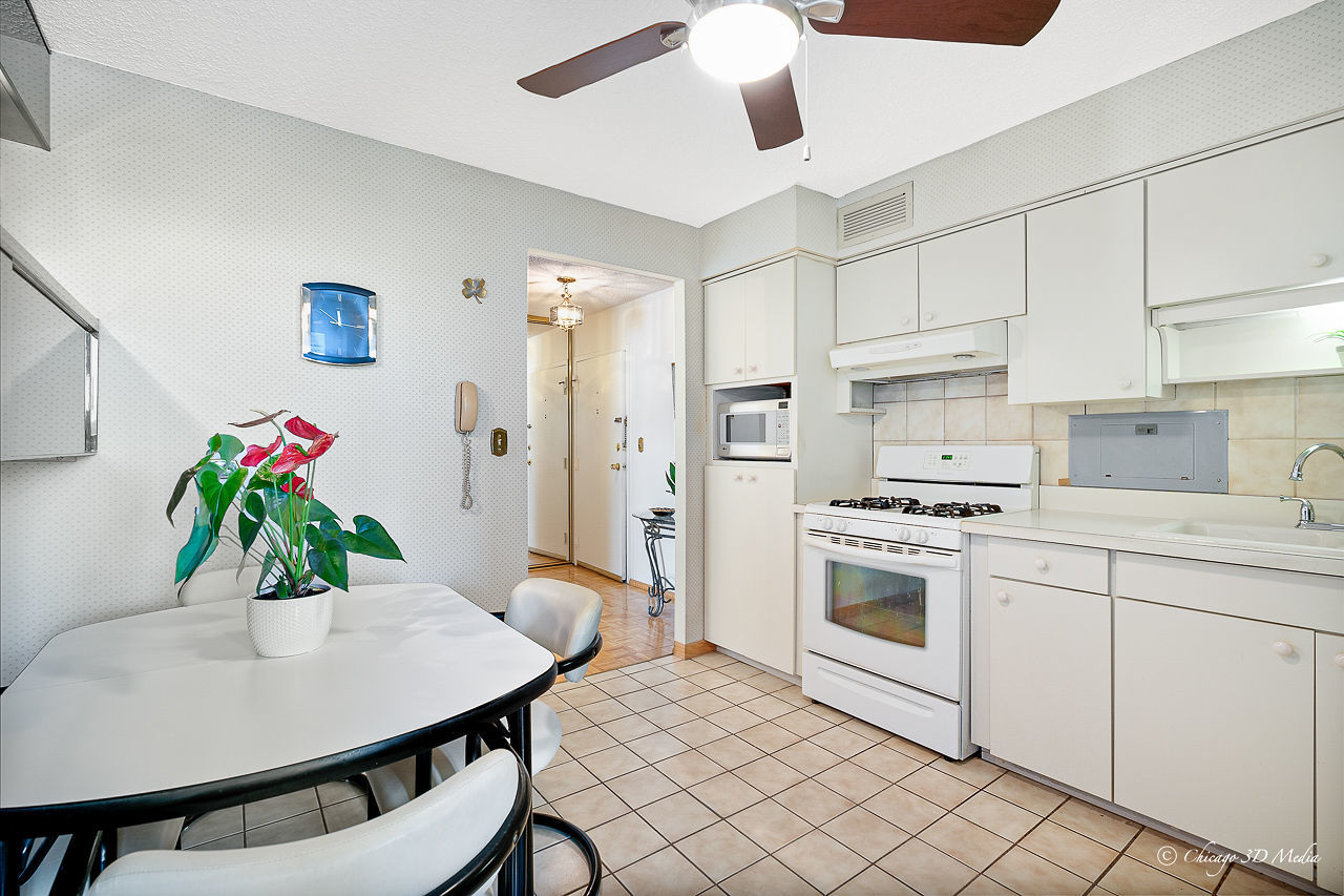 8815 West Golf Road, Unit 3B Niles, IL 60714 - Photo 9 of 15 Gallery Image 9